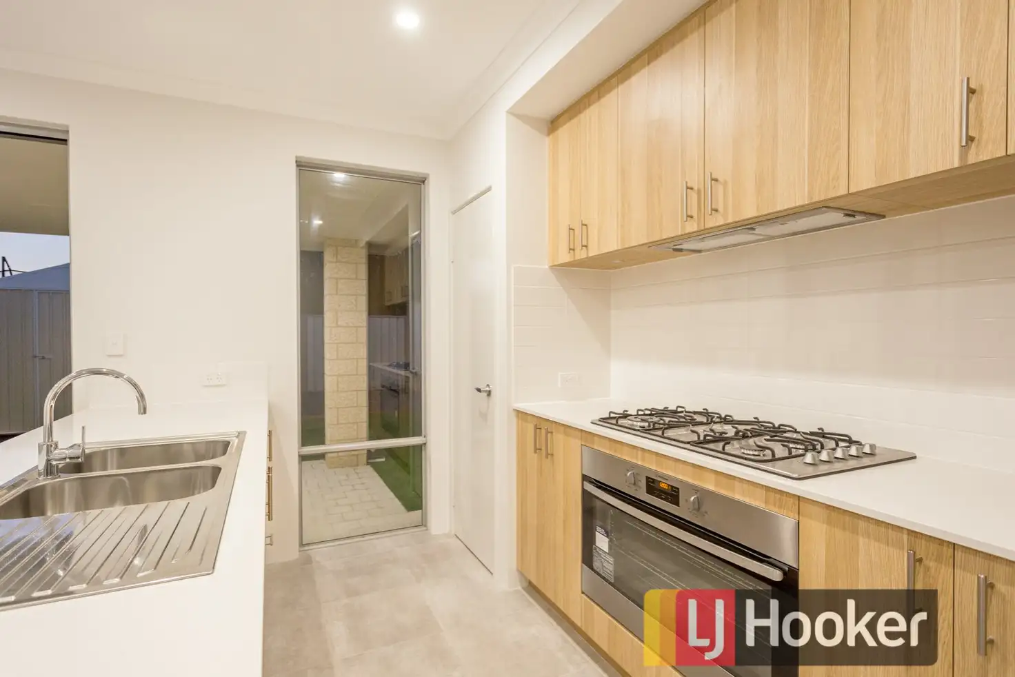 Main view of Homely unit listing, 11B Quartz Drive, Australind WA 6233