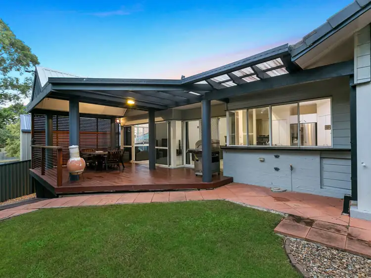 Second view of Homely house listing, 3 Garvie Place, Highland Park QLD 4211