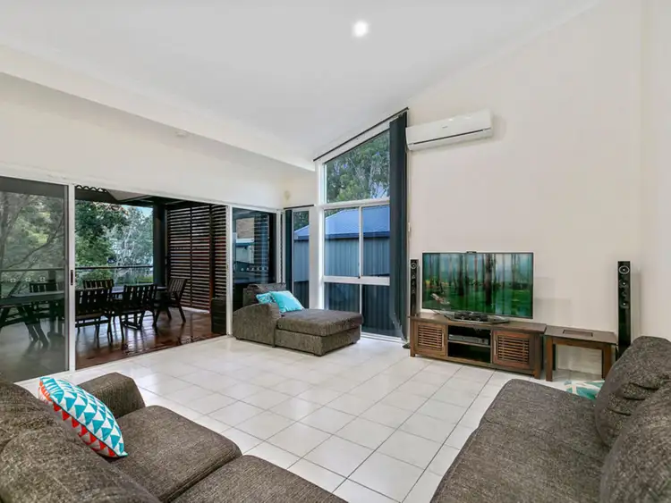 Fifth view of Homely house listing, 3 Garvie Place, Highland Park QLD 4211
