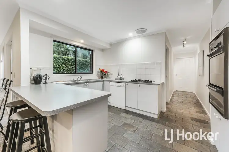 Third view of Homely house listing, 6 Kelly Court, Pakenham VIC 3810