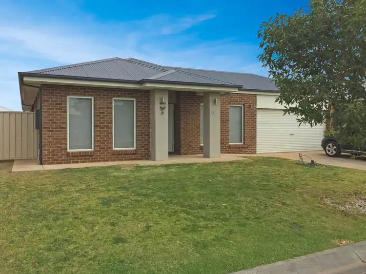 Main view of Homely house listing, 5 Manna Street, Swan Hill VIC 3585