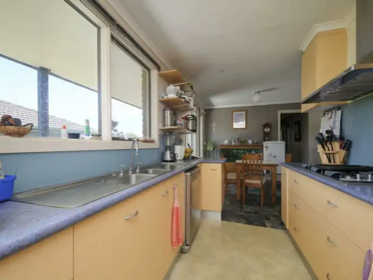 Seventh view of Homely house listing, 15 Kevin Court, Traralgon VIC 3844