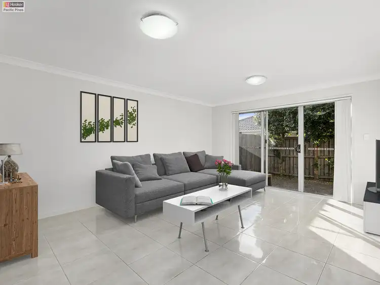 Main view of Homely townhouse listing, 2/52 Hawkesbury Avenue, Pacific Pines QLD 4211