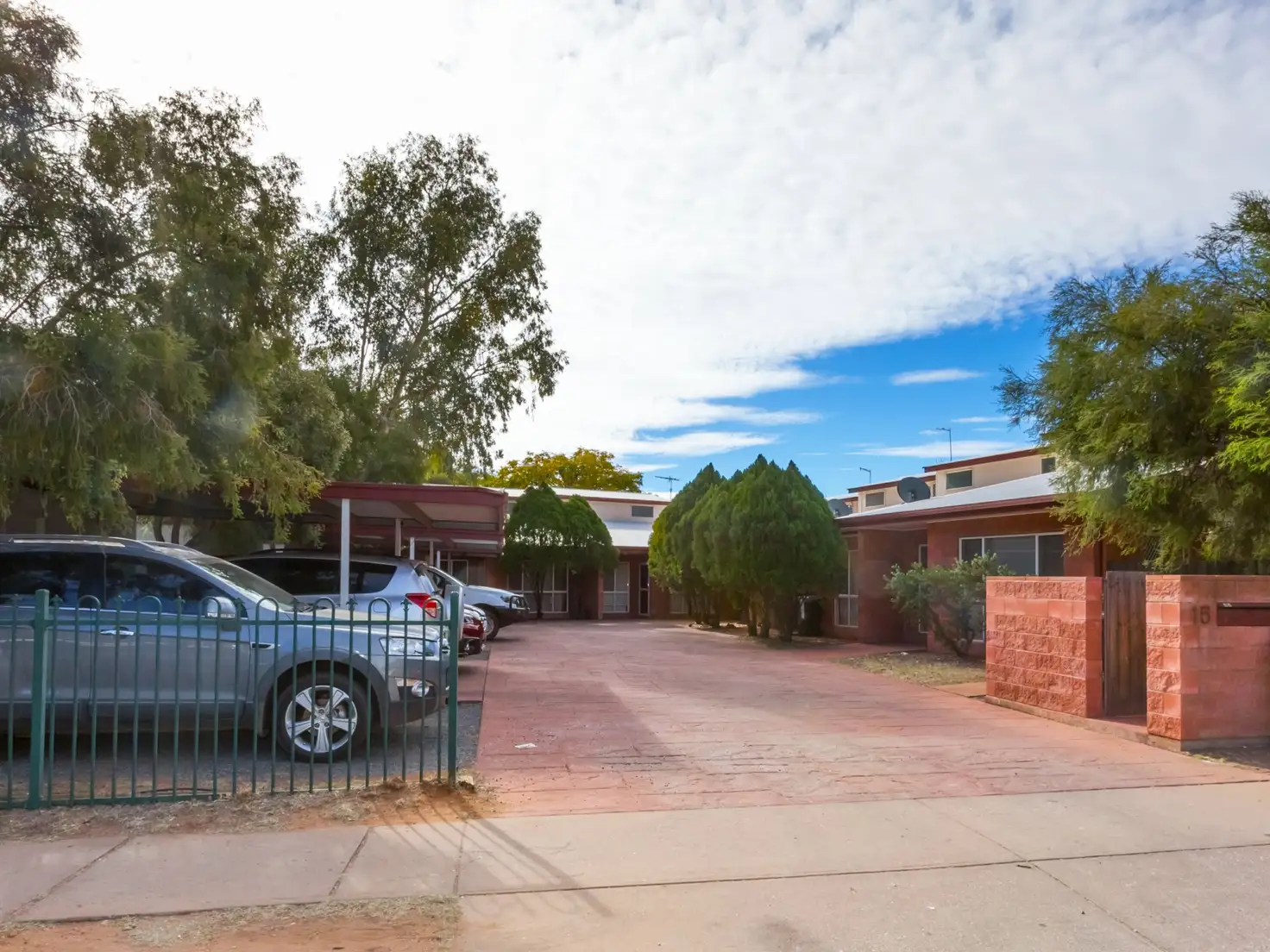 Main view of Homely townhouse listing, 4/15 Undoolya Road, East Side NT 870