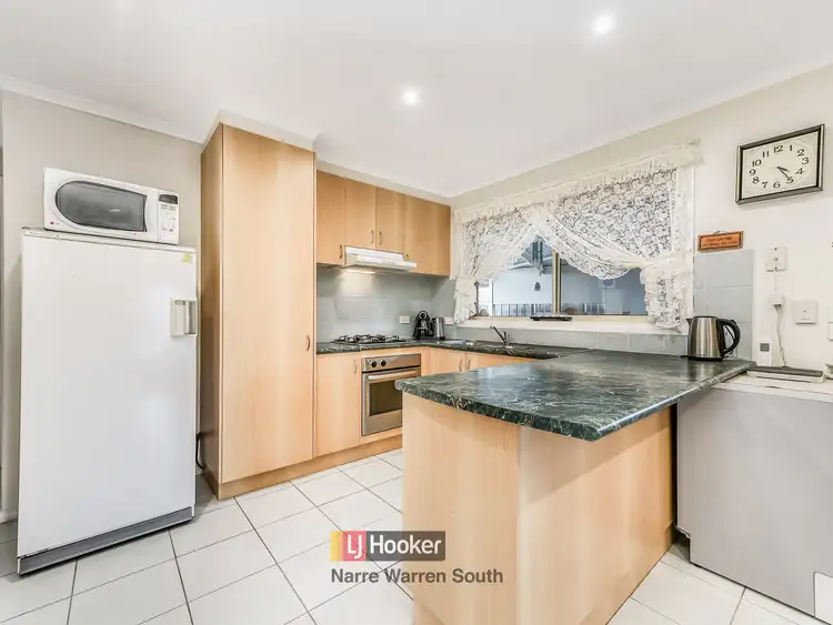 Fifth view of Homely house listing, 4 Gus Court, Pakenham VIC 3810