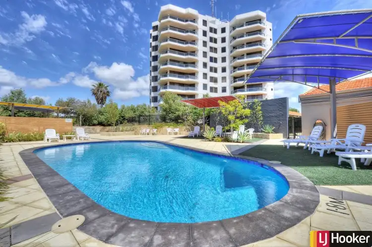 31/6A Valley Road, Halls Head WA 6210