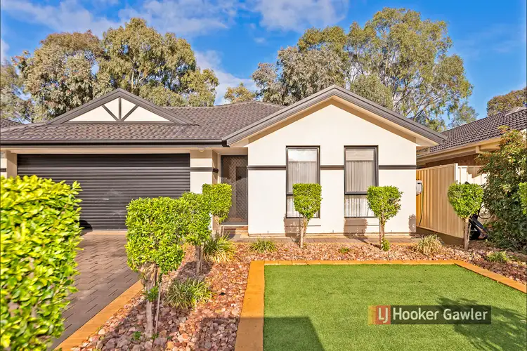 15 Napoleon Court, Paralowie SA 5108