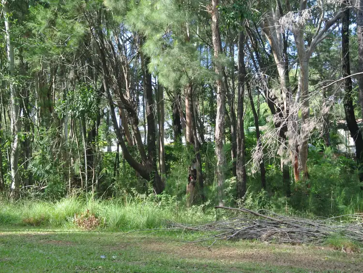 86 High Central Road, Macleay Island QLD 4184