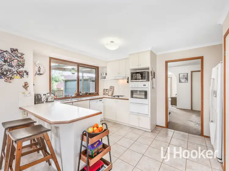 Fifth view of Homely house listing, 17 Jarryd Crescent, Berwick VIC 3806