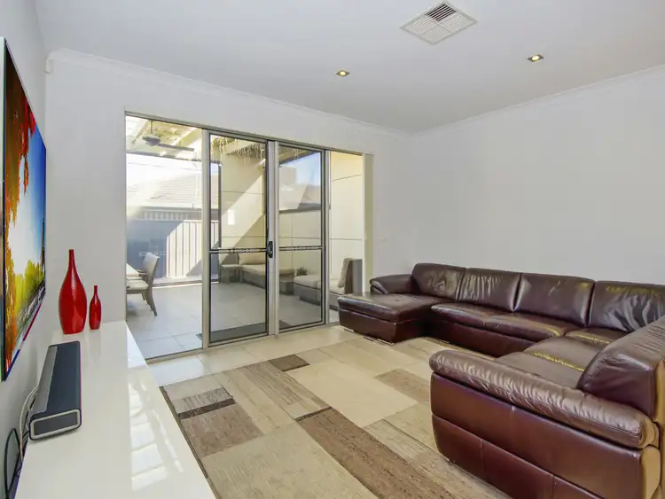 Sixth view of Homely house listing, 2 Dampier Avenue, Findon SA 5023