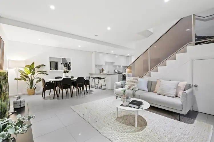 2/33 French Lane, Kogarah NSW 2217