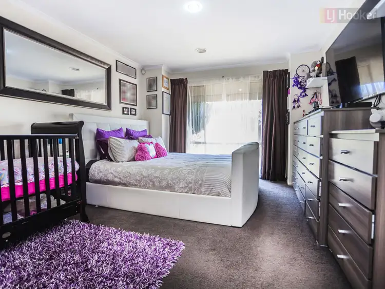 Seventh view of Homely house listing, 15 Mulberry Pass, Craigieburn VIC 3064