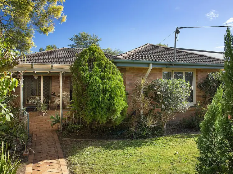 37 Osterley Road, Yeronga QLD 4104