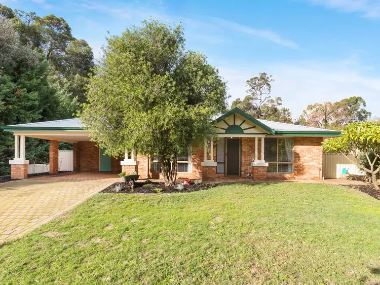 37 Schmitt Road, Kalamunda WA 6076