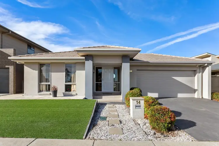 14 Ada Baker Street, Forde ACT 2914