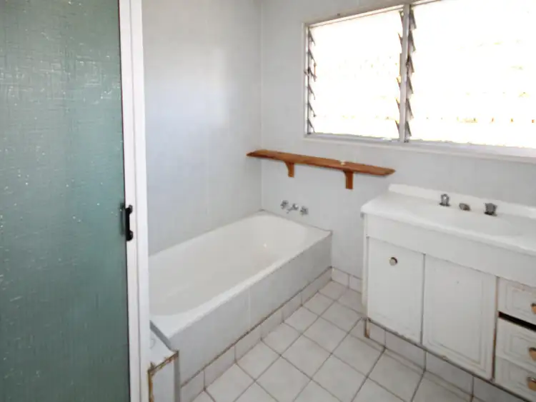 Seventh view of Homely house listing, 7 Auster Street, Katherine NT 850