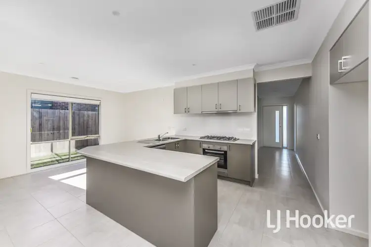 Fourth view of Homely house listing, 5 Cerise Street, Officer VIC 3809