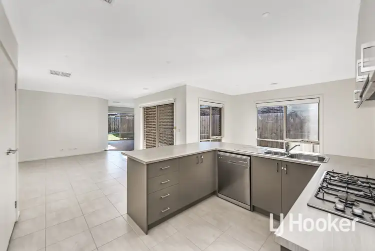 Sixth view of Homely house listing, 5 Cerise Street, Officer VIC 3809