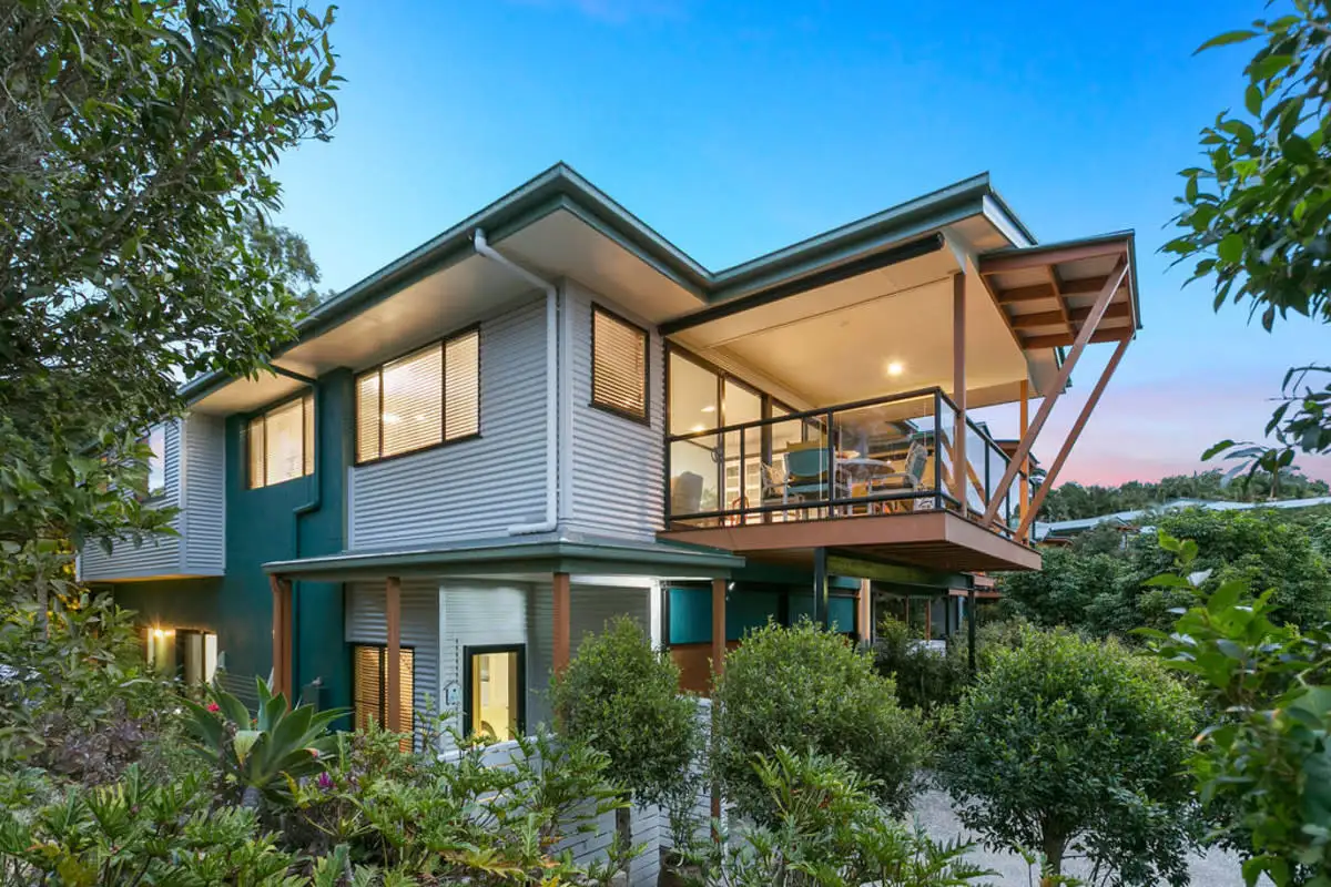 Main view of Homely townhouse listing, 21/2 Ridgeline Way, Highland Park QLD 4211