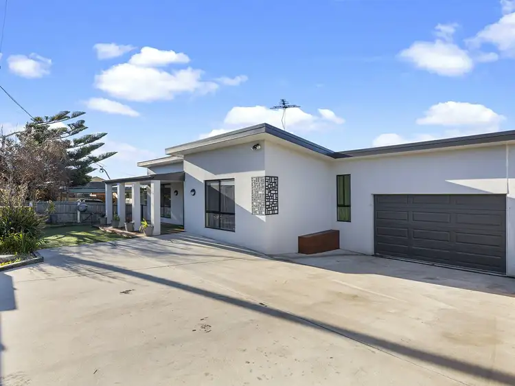 11 Second Avenue, Midway Point TAS 7171