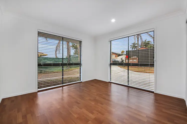 Fifth view of Homely semi-detached listing, 1/7 Jessica Court, Arundel QLD 4214