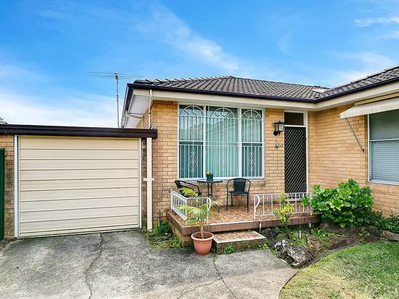 Main view of Homely villa listing, 5/136-138 Russell Avenue, Dolls Point NSW 2219