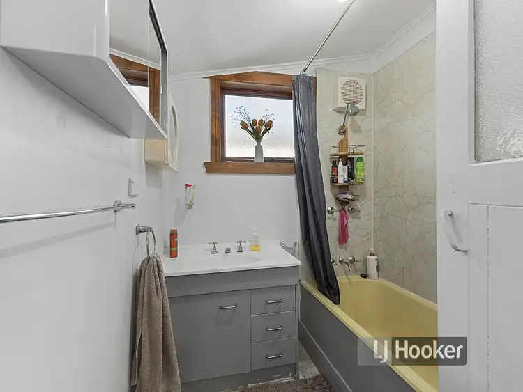 Seventh view of Homely house listing, 8 Arthur Street, Somerset TAS 7322