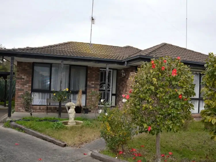 Fifth view of Homely house listing, 4 Keith Court, Traralgon VIC 3844