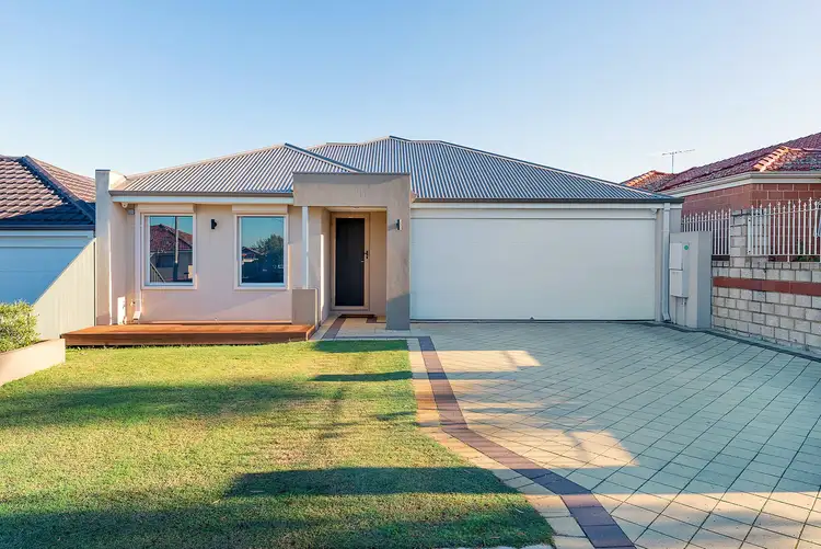 9A Walpole Street, St James WA 6102