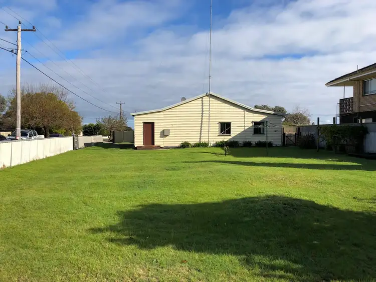 Second view of Homely house listing, 60 Ipsen Street, Manjimup WA 6258