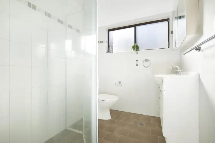 Sixth view of Homely unit listing, 2/13 Underwood Street, Corrimal NSW 2518