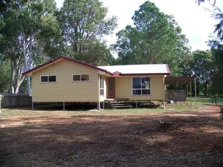 187 High Central Road, Macleay Island QLD 4184