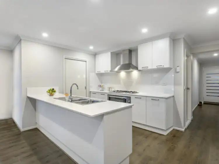 Second view of Homely house listing, 5 Carnegie Street, Officer VIC 3809