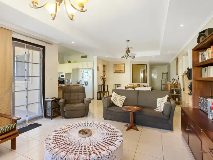 21 Raynor Road, Baynton WA 6714