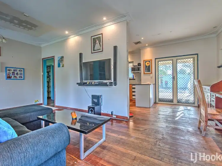 Fifth view of Homely house listing, 7 Clancy Way, Thornlie WA 6108