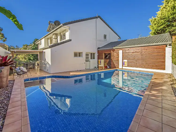 5 Pinnacle Court, Robina QLD 4226