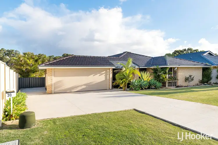 30 Devenish Way, Leeming WA 6149