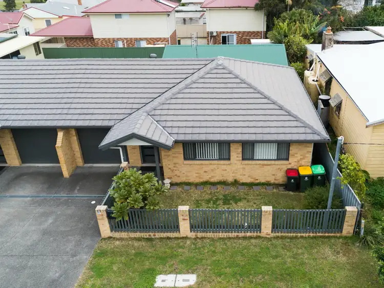 Third view of Homely unit listing, 2/21 Darwin Street, Beresfield NSW 2322