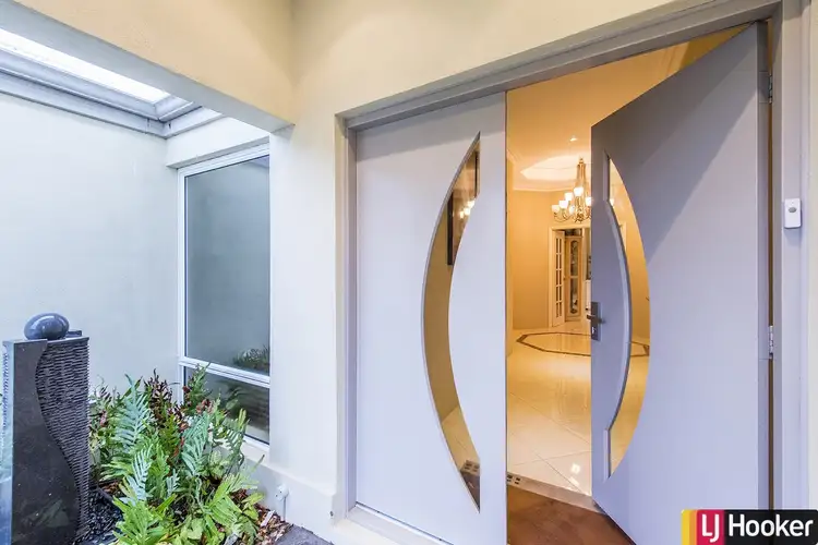 Second view of Homely house listing, 5 Carissa Turn, Halls Head WA 6210