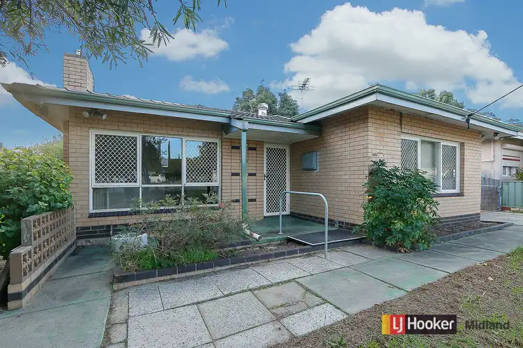 1 Mount Street, Bellevue WA 6056