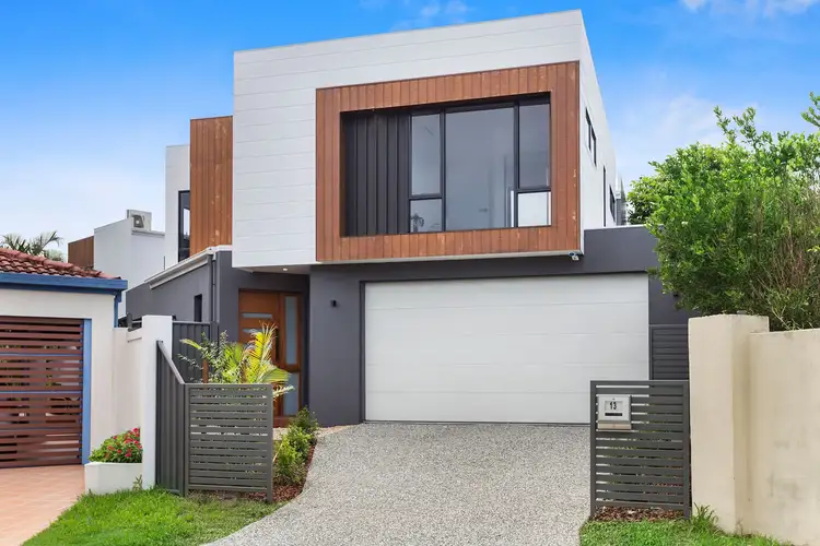 2/13 Fairway Avenue, Southport QLD 4215