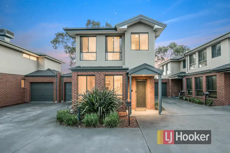 Main view of Homely townhouse listing, 5/7 Baileyana Drive, Endeavour Hills VIC 3802