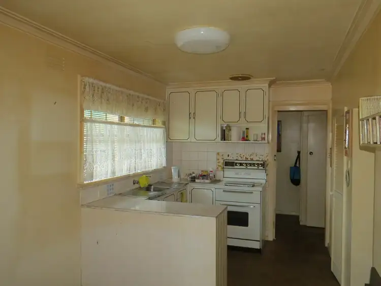 Third view of Homely house listing, 27 Goold Street, Bairnsdale VIC 3875