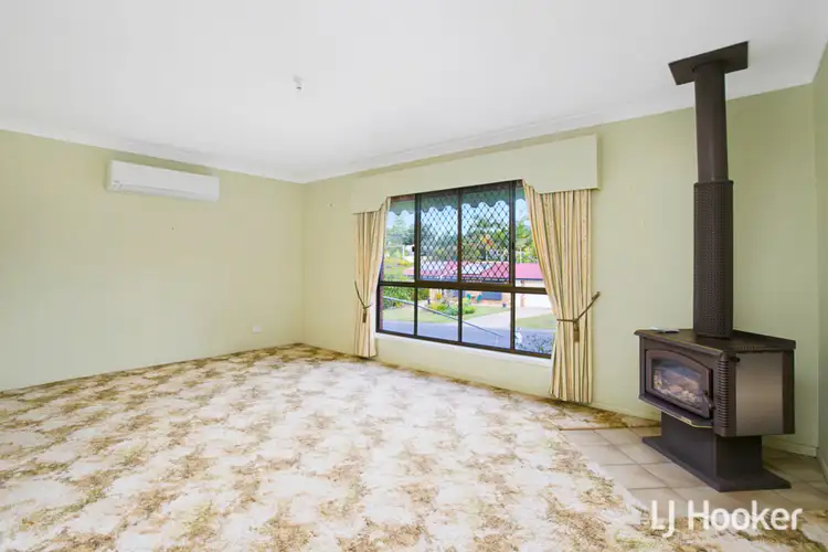 Sixth view of Homely house listing, 2 Lanreath Court, Alexandra Hills QLD 4161
