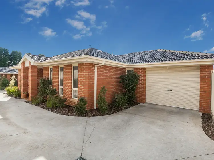 Main view of Homely unit listing, Unit 2/10 Jessica Ave, Kilmore VIC 3764