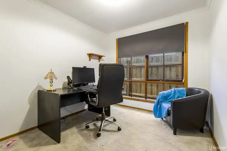 Second view of Homely house listing, 8 Torbreck Close, Hoppers Crossing VIC 3029