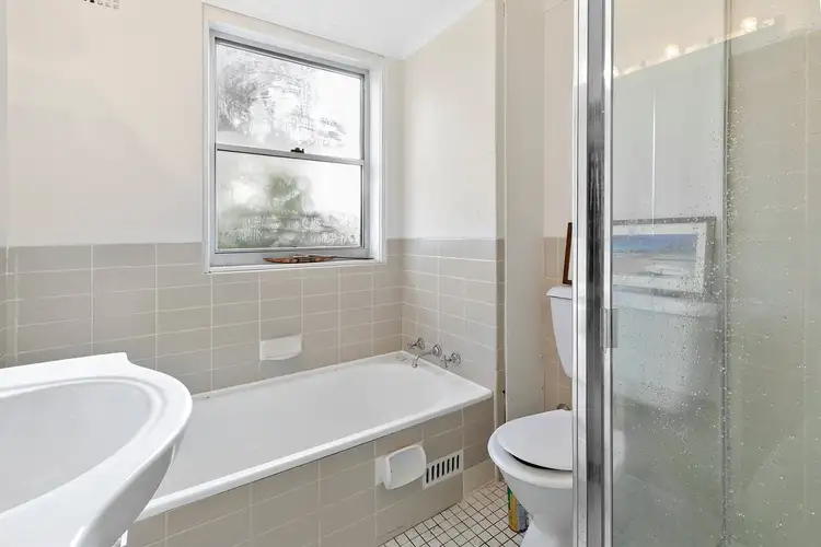 Fourth view of Homely apartment listing, 3/44 Crown Road, Queenscliff NSW 2096