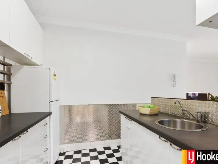 Sixth view of Homely apartment listing, 8/48 Wellington Street, East Perth WA 6004