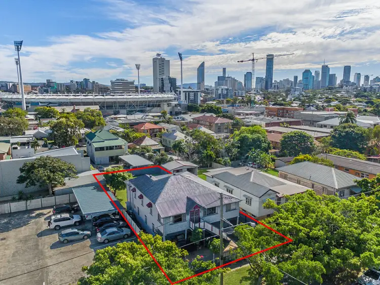 19 Lisburn Street, East Brisbane QLD 4169