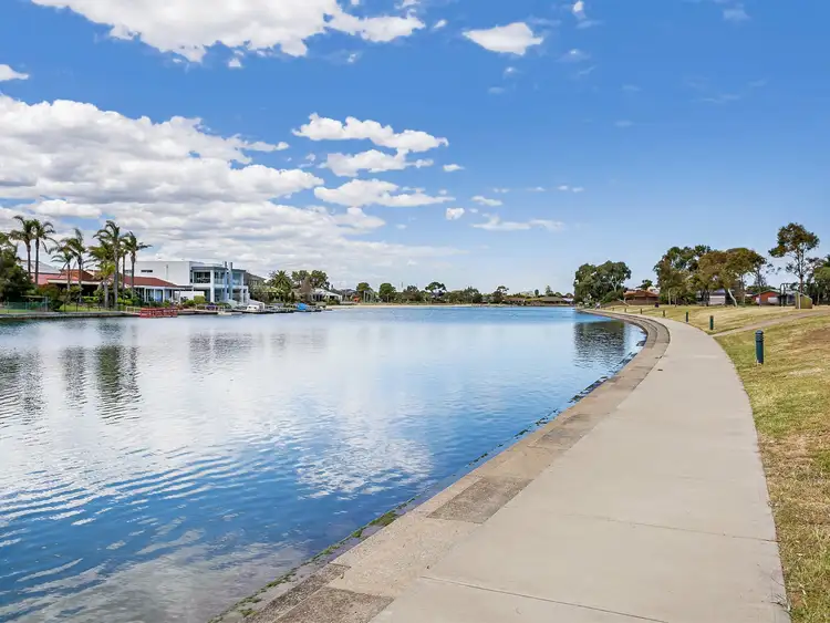 28 Newcombe Avenue, West Lakes Shore SA 5020